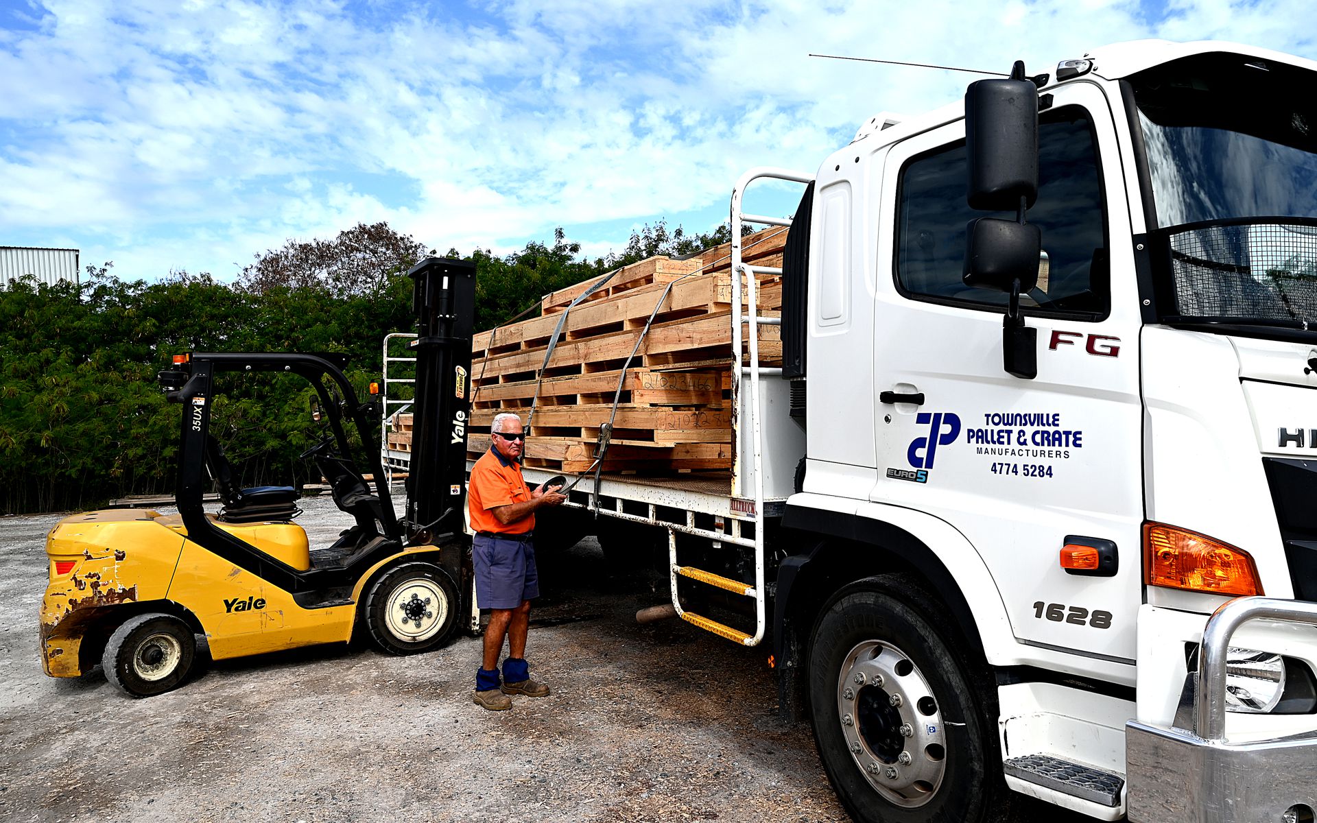 townsville crates